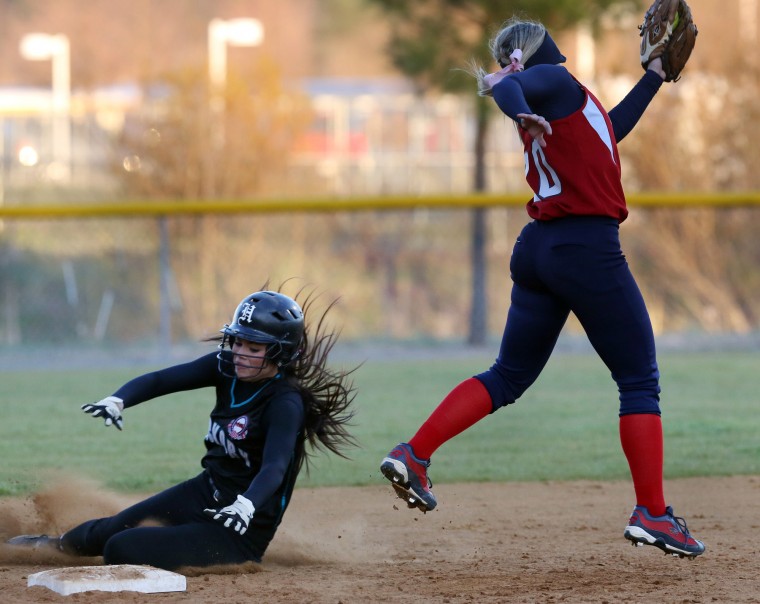 Friday's roundup | Hickory girls get win with 5-run eighth 