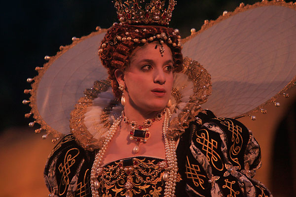 'Lost Colony' actress
