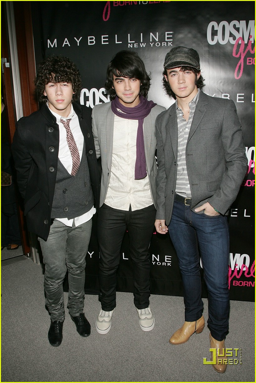 jonas brothers clothes